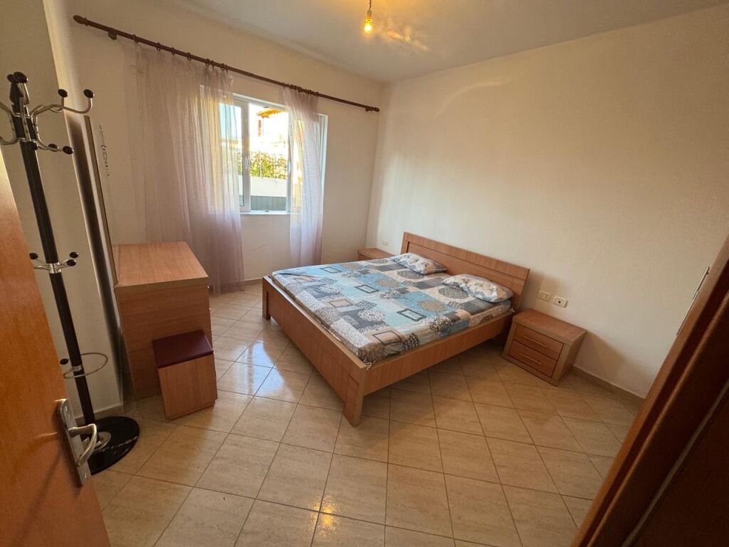 Apartament 1+1 në Sarandë, 55 m², pamje nga deti, gati për banim