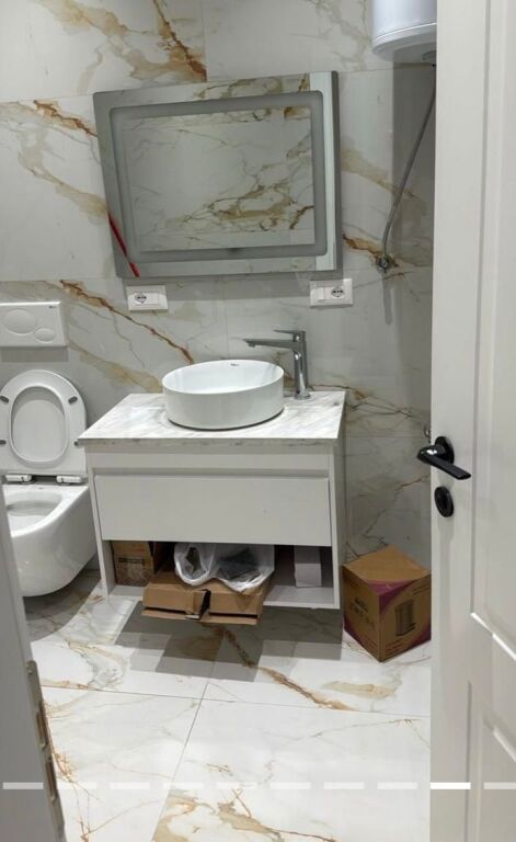 For rent 1+1 near the train for office 800 eu furnished