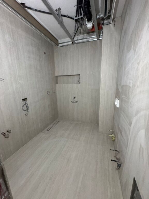 ZYRE ME QERA 130 M2 AIR ALBANIA 250.000 LEKE FH-58105