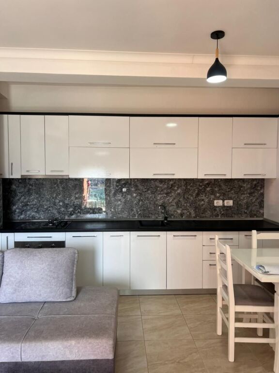 Apartament me qera - Green City , Astir