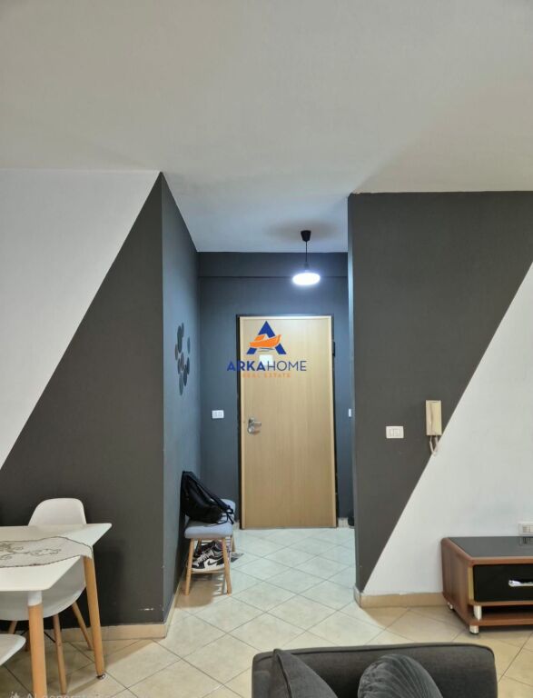 JEPET ME QERA APARTAMENT 2+1+BALLKON "ASTIR, PRANE WELLIT" 50.000 LEKE