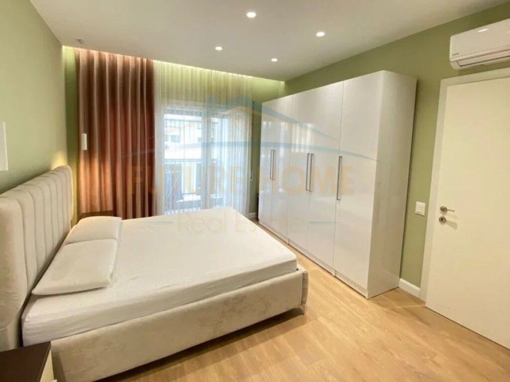 For rent, Apartment 2+1+2, Dibrës Street, Hotel Melia, Garden No. 6, Tirana.