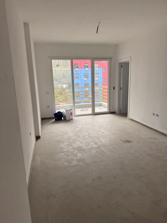 Apartament me qera - Rruga Dritan Hoxha