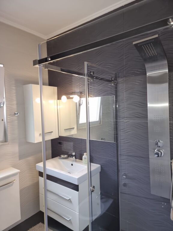 Villa floor for rent 3+1, Besa Street, 5 May