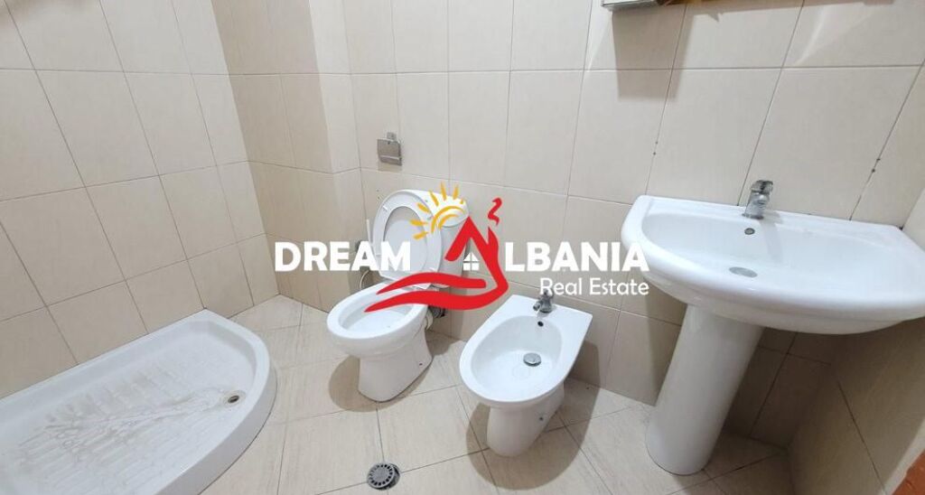 Jepet Apartament 1+1 me qera ne zonen e Yzberishtit ( ID 42111527 )