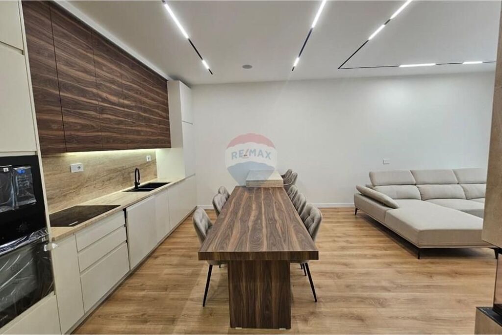 Apartment - For Rent - Dry Lake, Tirana