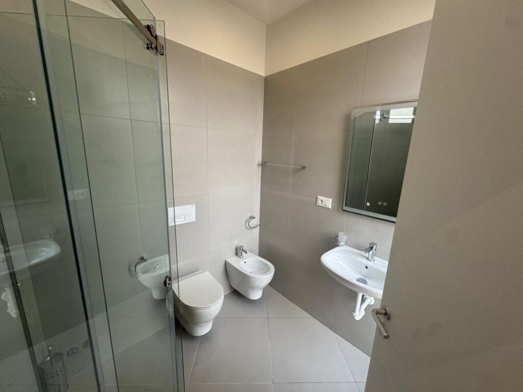 Luxury Villas - Dry Lake - Green Valley