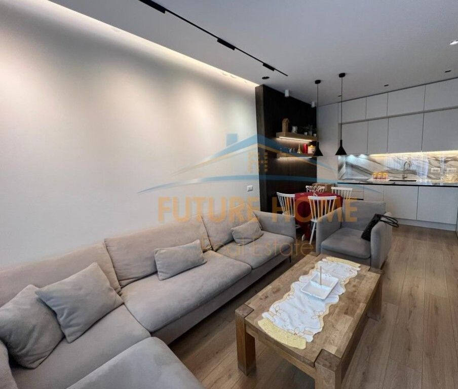 For sale, Apartment 2+1+2+2 Parking Spaces, Magnet Complex