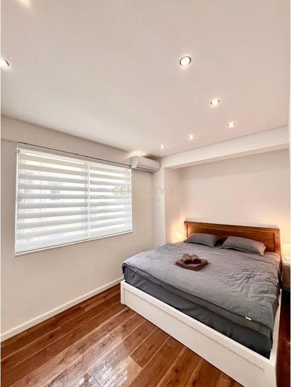 VENDESI 2+1 CON VISTA MARE SULLA SPIAGGIA