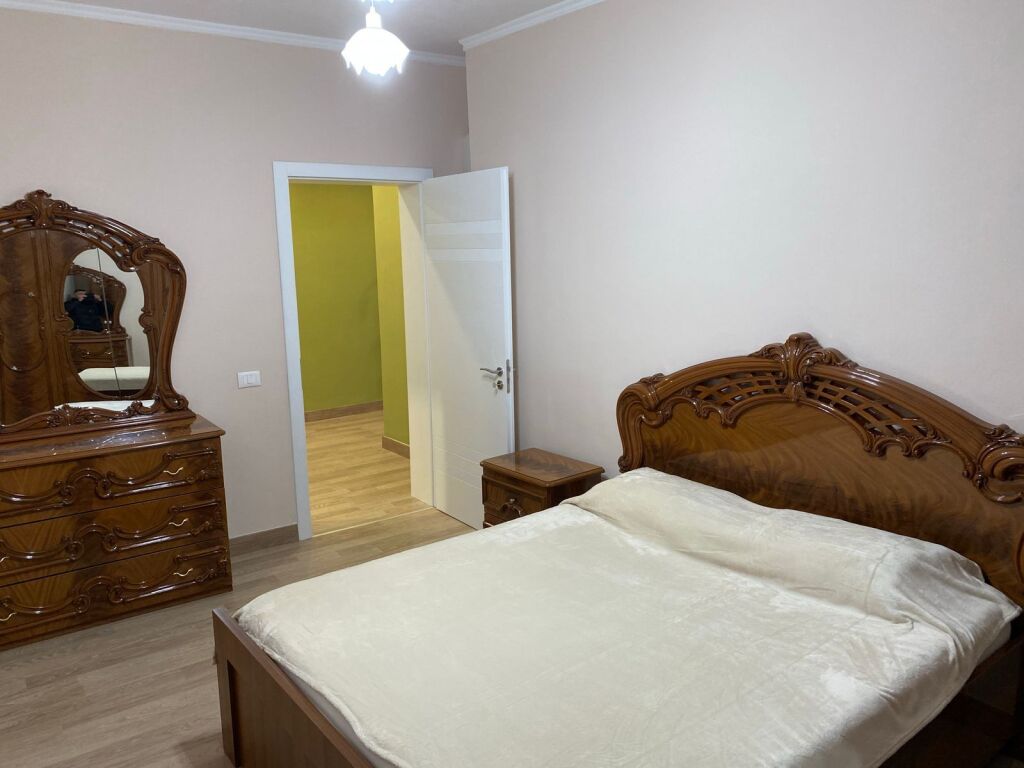 🏡 SHITET APARTAMENT 2+1 – RRUGA E DURRËSIT, PRANË QENDRËS