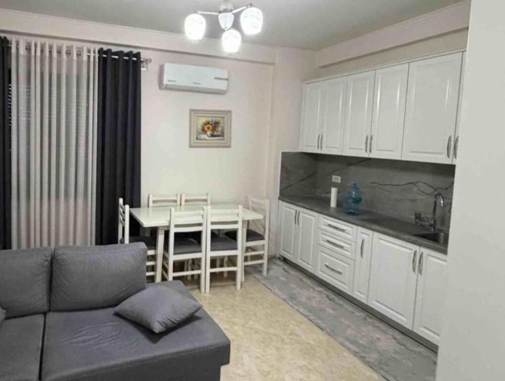 Apartment 1+1 available near the Cabej Buildings