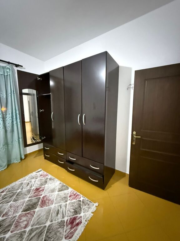 Apartament 1+1 me qera tek Inxh e Ndertimit prane Konvikteve