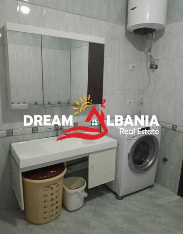 Jepet Apartament 2+1 ne zonen e Yzberishtit prane Rruges 3 Deshmoret  ( ID 42215493 )