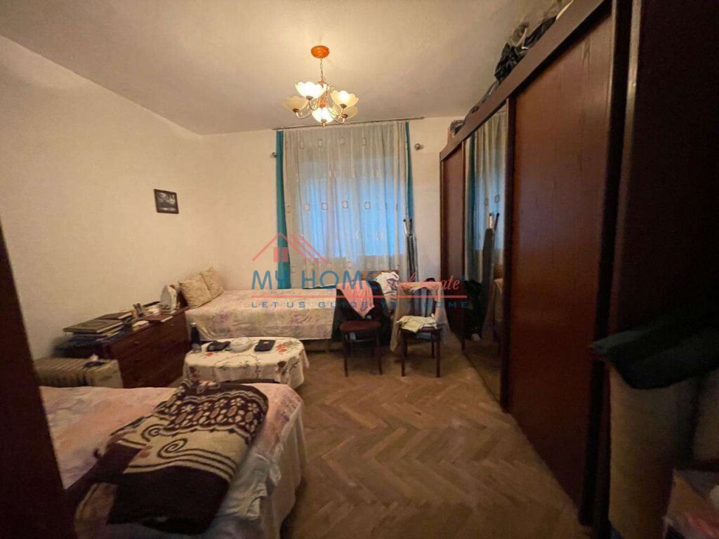Apartment 3+1 for sale Mine Peza Tirane