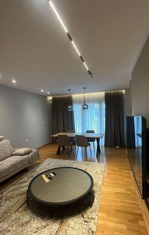 Apartament 3+1+2 Me Qira te Liqeni i Tiranës