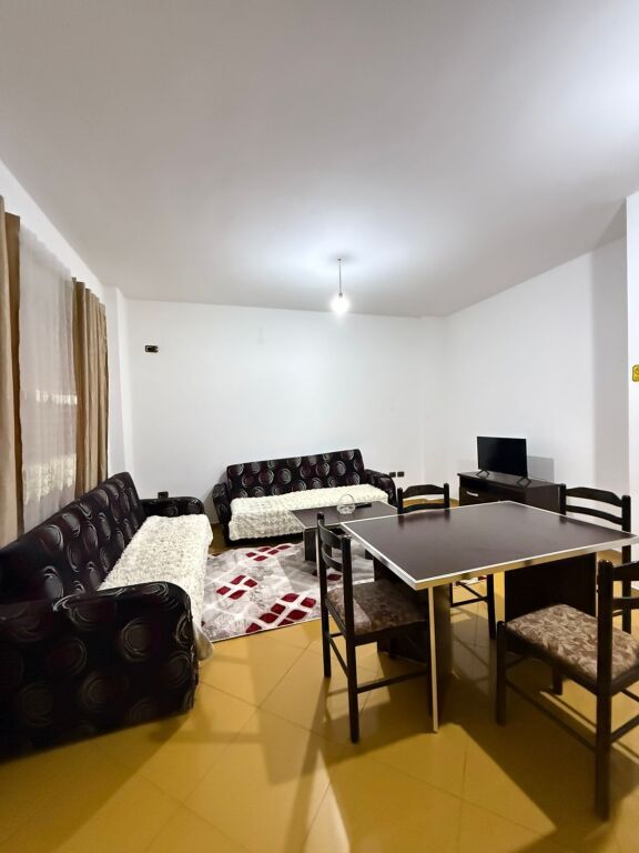 Apartament 1+1 me qera tek Inxh e Ndertimit prane Konvikteve
