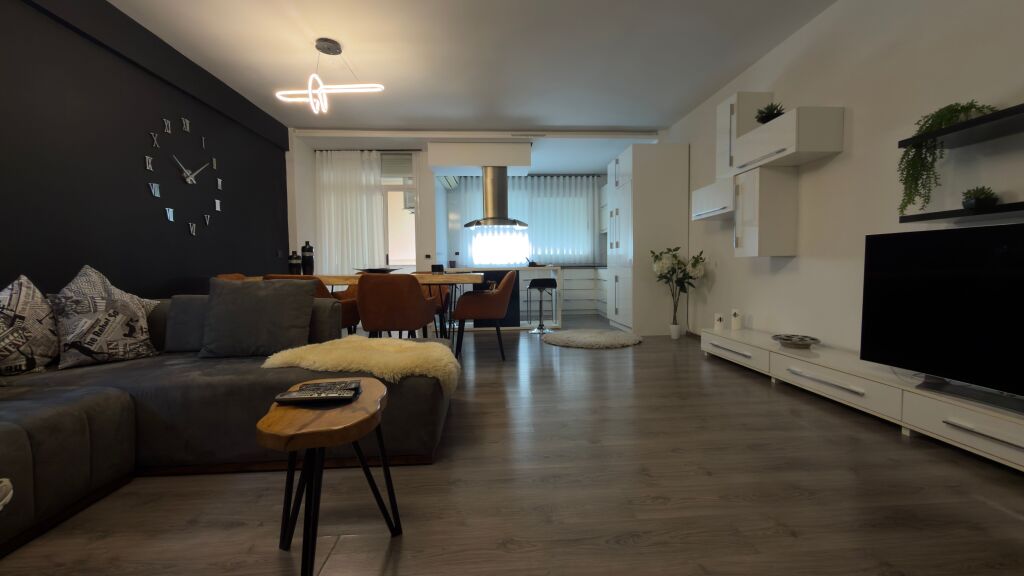 Apartament 2+1 per qira, Komuna e Parisit
