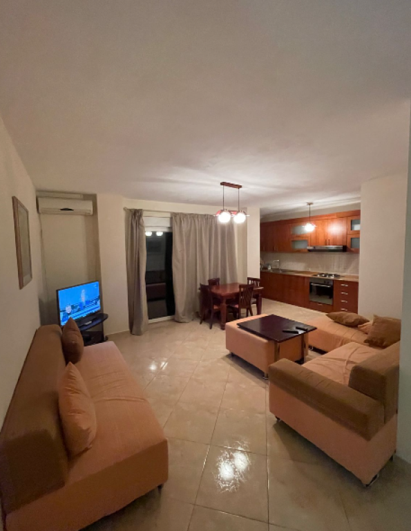 🏡 Apartament me Qira 2+1+2 – Liqeni i Thatë, pranë Rrugës Peti📍