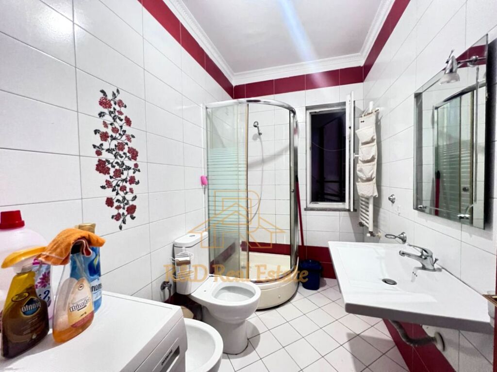 🏡 Apartament me Qira – rr. “Xhanfize Keko”