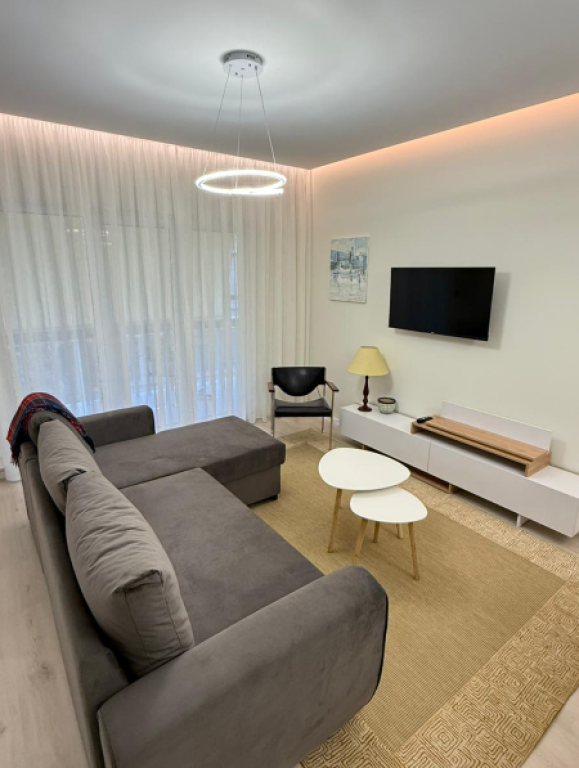 🏡 Apartment 1+1 for Rent – High School Area, near RTSH📍