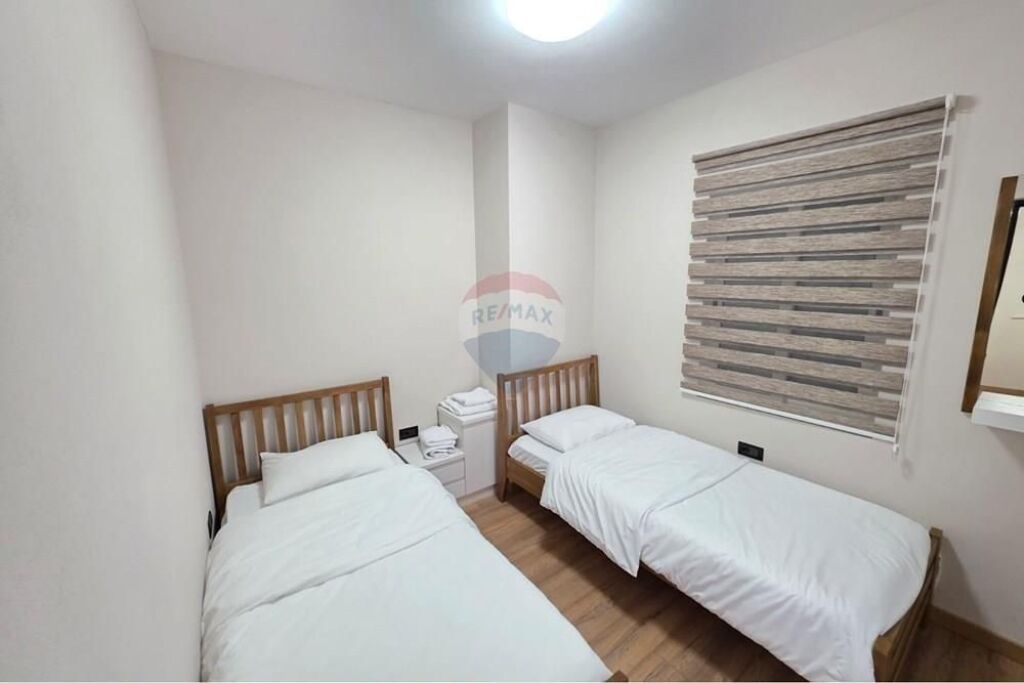 Apartament - Për Qira - Rruga Islam Alla, Tiranë