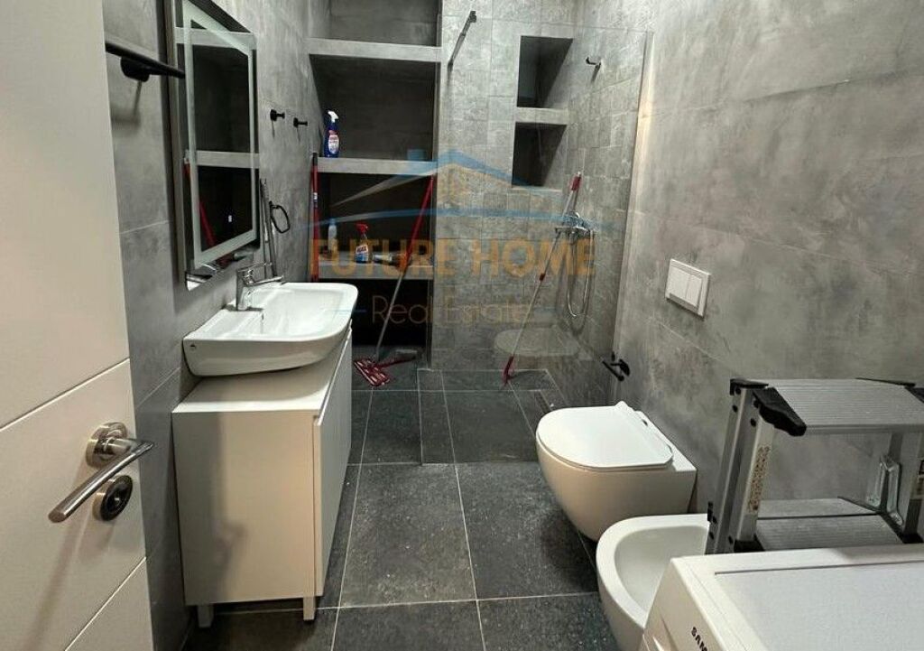 Rent, Apartment 1+1, Komuna Parisit, Tirane.