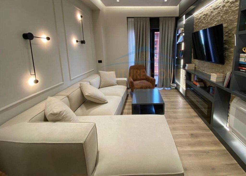 JEPET ME QERA APARTAMENT 1+1 TEK TIRANA GARDEN BUILDING