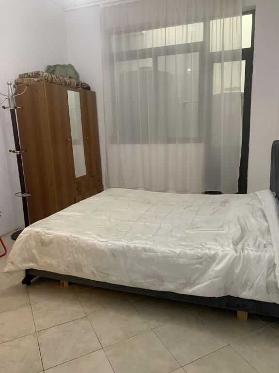 Appartamento 1+1+parcheggio in affitto presso la rotatoria di Shkoza