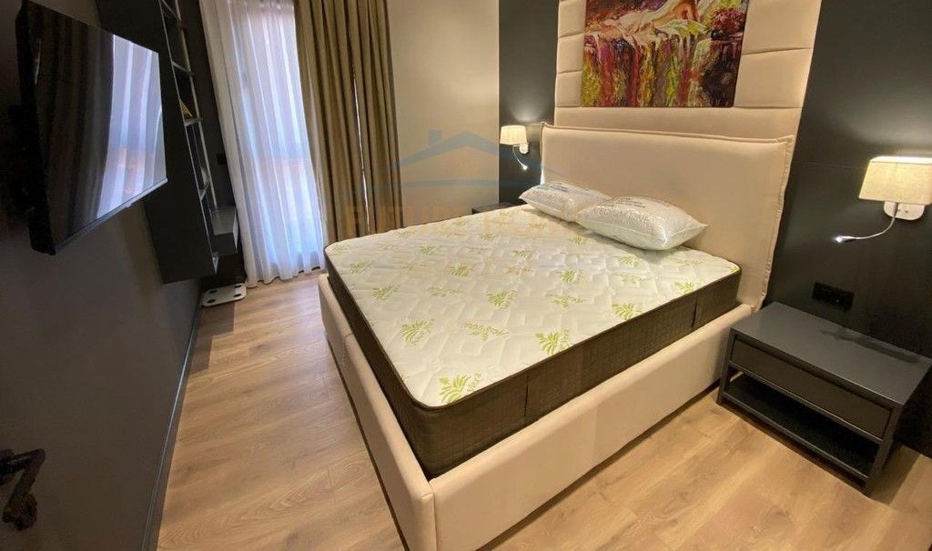 Qera, Apartament 1+1, Rruga e Kavajes, Tirane