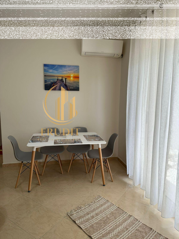 IN AFFITTO  Appartamento 1+1 a Lungomare, Vlora