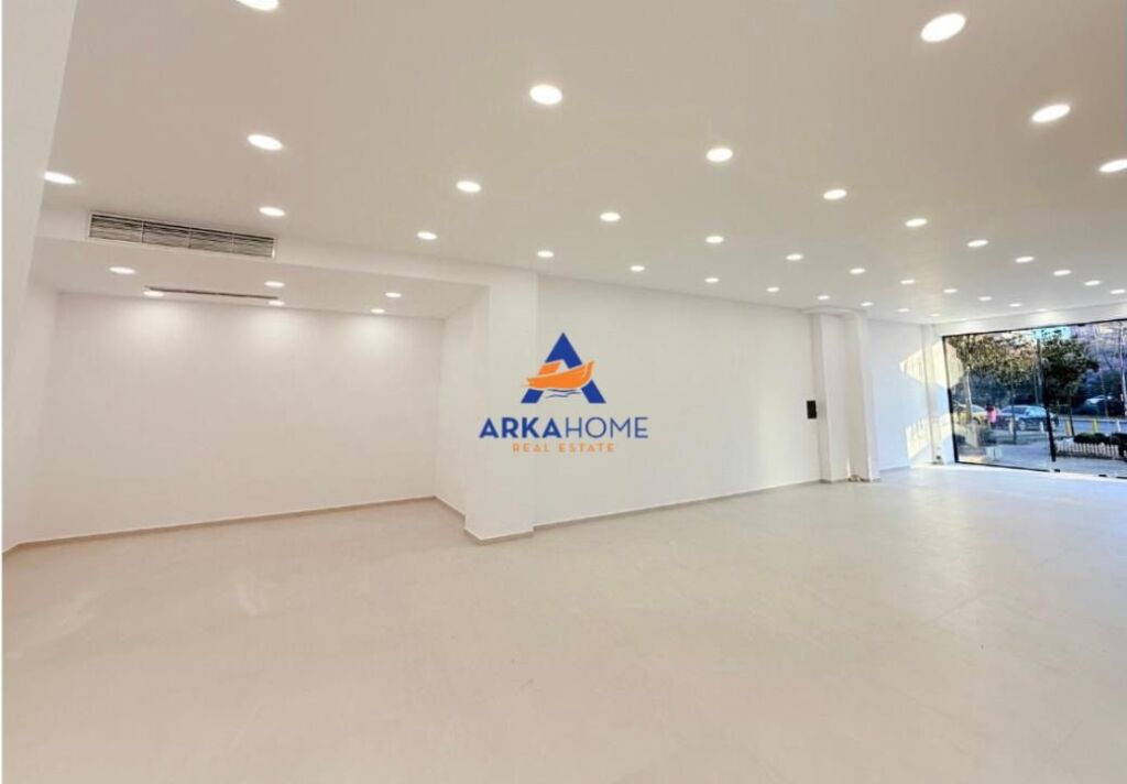 SHITET AMBJENT KOMERCIAL 166M2 "KOMPLEKSI DELIJORGJI" 1.162.000 EURO