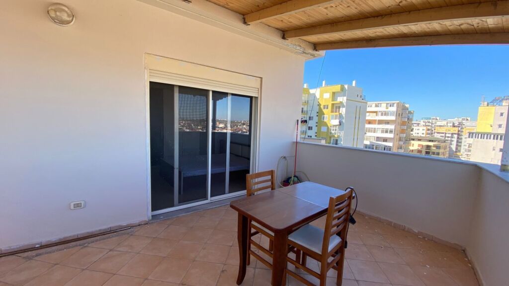 SHITET APARTAMENT 2+1+2+ VERANDE ILIRIA PLAZH DURRES 125000 EURO