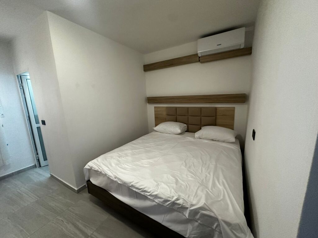 🏡 Shtëpi Private 1+1 me Qira – Çole e Re, Vlorë