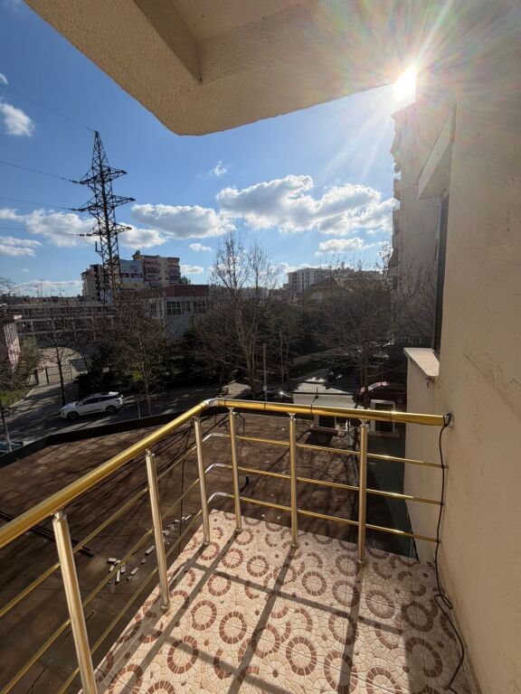 Appartamento 3+2 Bagni +1 Balcone In Affitto