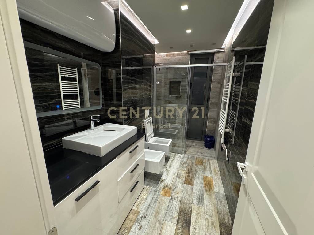 Apartament 2+1 luksoz per shitje tek Fiori Di Bosko