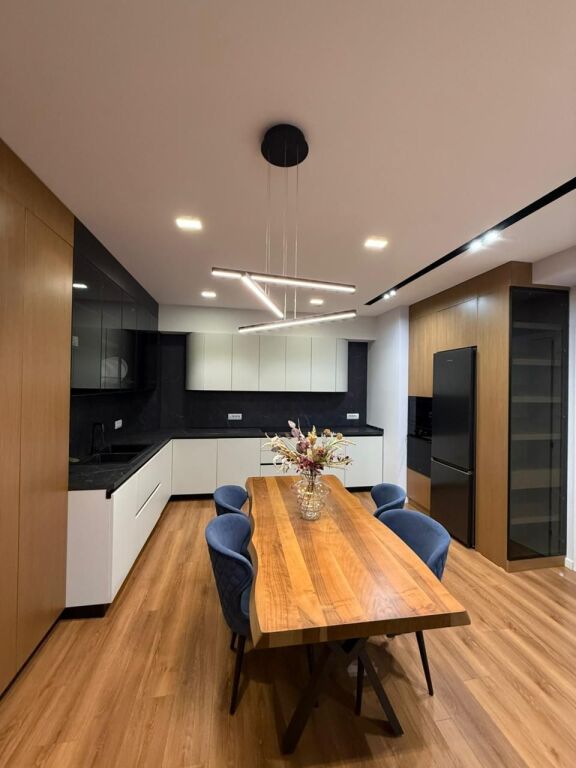 Apartament me qera - Garda