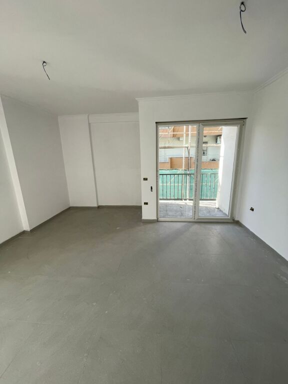 FOR SALE APARTMENT 2+1 KAMEZ 8,290,000 LEKE