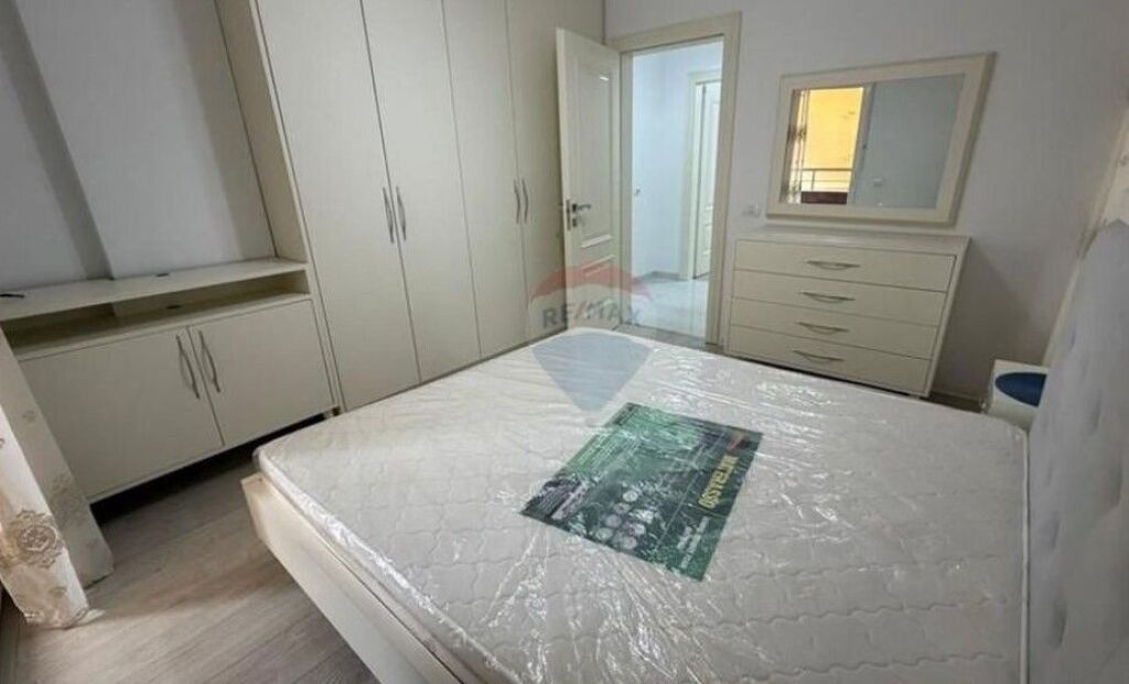 Apartment - For Sale - Sitki Çiço Street, Tirana(ID: 530261070-216)