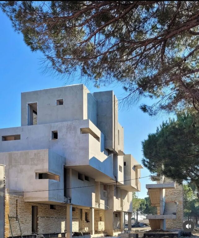 💥 OPPORTUNITY 💥 🏡 Apartment 1+1 for sale at Lura Complex 5 Gjiri i Lalzit Apartment 1+1 for sale 🌊✨