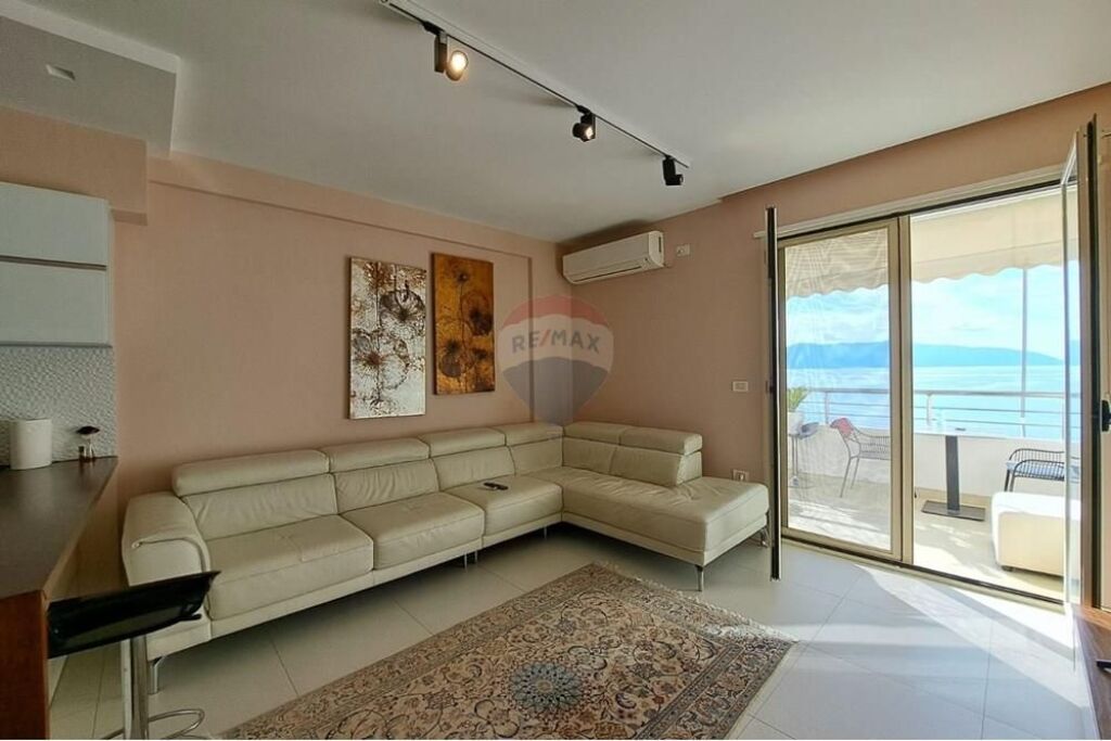 Apartment 2+1 for sale, Lungomare, Vlore, Sea View