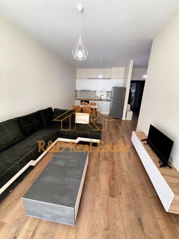 🏡 Appartamento 1+1 in affitto – Via “5 Maj”, Residenza Tirana Uptown