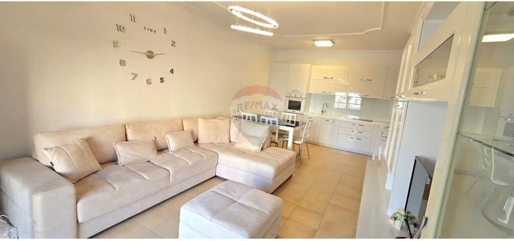 🏠 Apartment 1+1 for Sale – Gjergj Kastrioti Street, Vlora