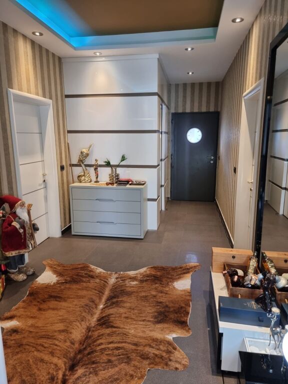 Villa floor for rent 3+1, Besa Street, 5 May