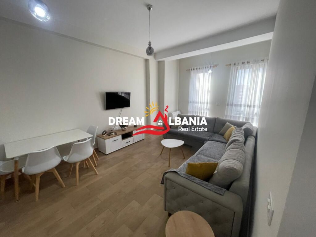 Appartamento 1+1+Posto Auto in Affitto Vicino alla Scuola Rossa (ID 42111531)