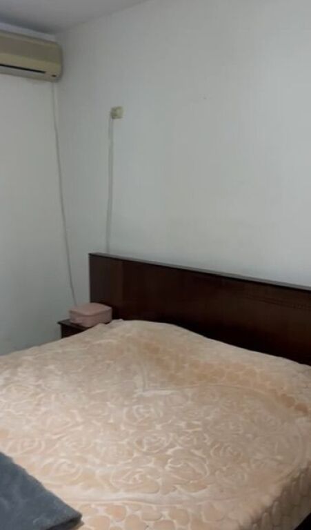 Appartamento 1+1 ad Astir Vicino al mercato con 400€