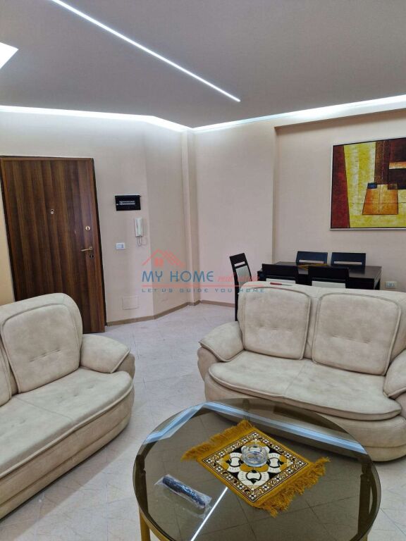 Apartament 2+1 me qira tek Rruga e Kosovareve Tirane