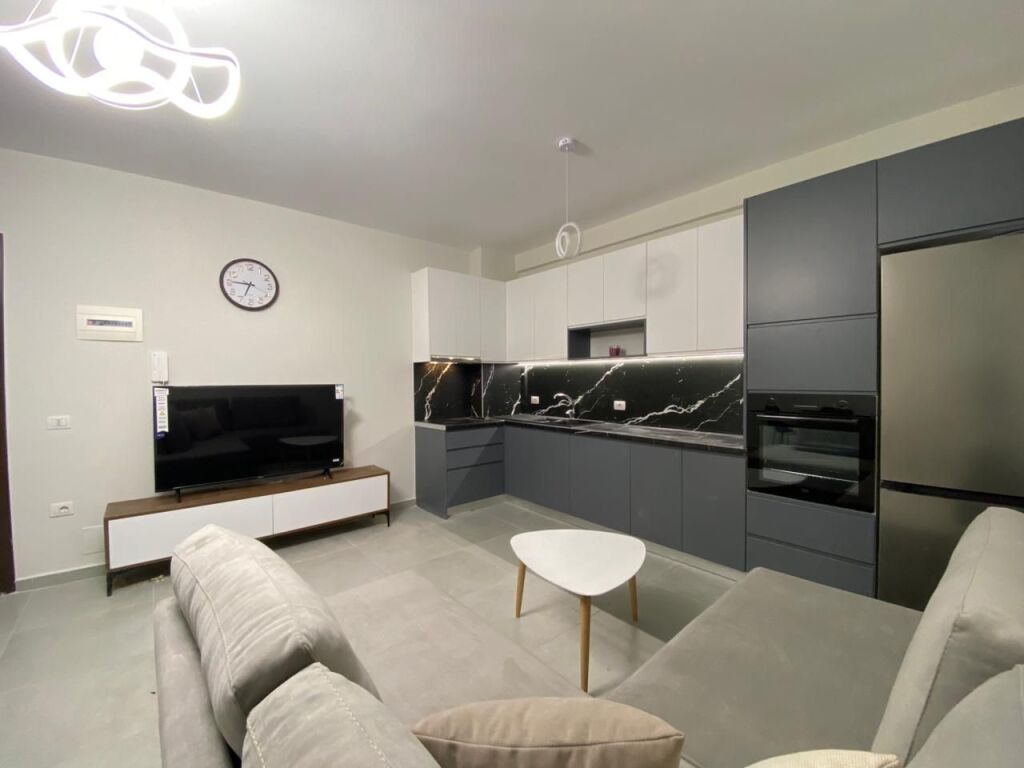 Appartamento 2+1+Posto Auto in affitto