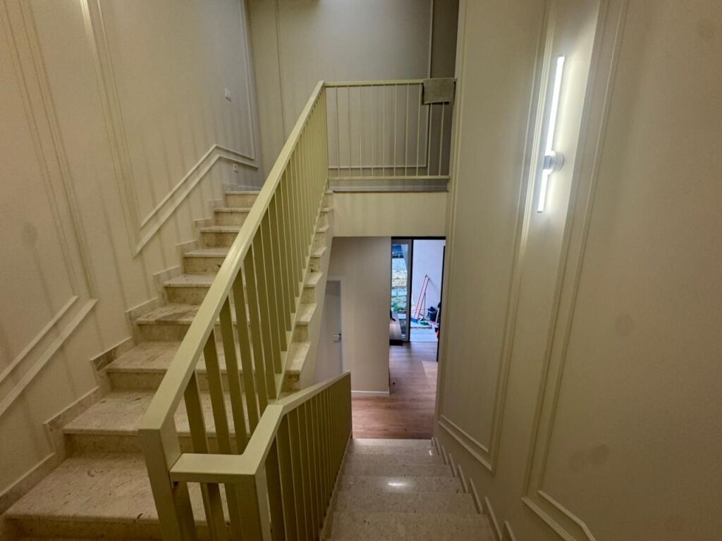 Luxury Villas - Dry Lake - Green Valley