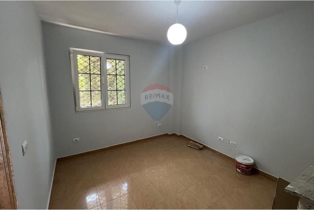 Apartment - For Sale - Shefqet Kuka Street, Tirana(ID: 530261057-290)