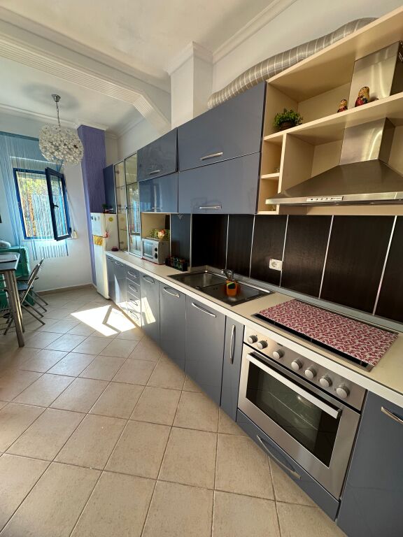 Shitet okazion 1+1 ne Golem,Durres Shume prane Detit